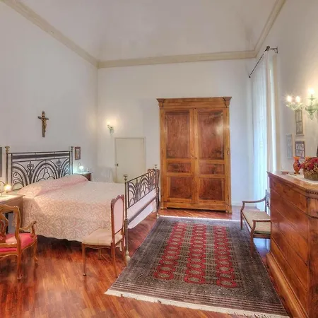 Massa House Bed & Breakfast