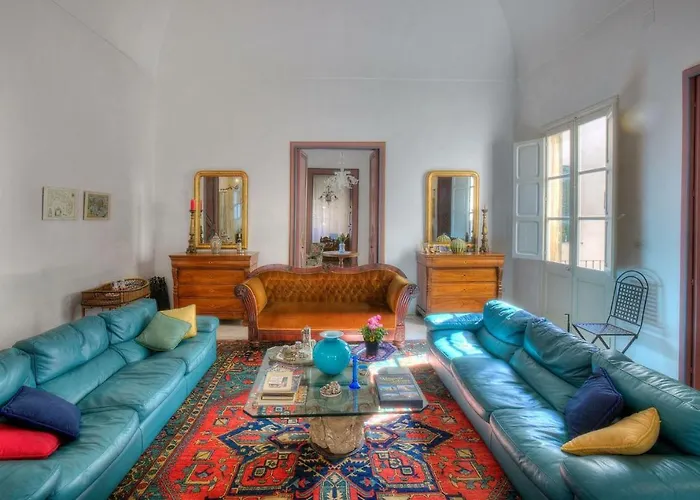 Bed & Breakfast Massa House 3*